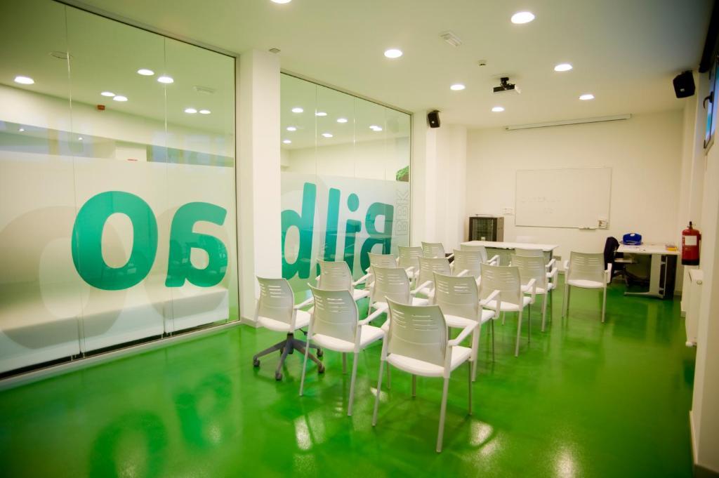 Bbk Bilbao Good Hostel Экстерьер фото
