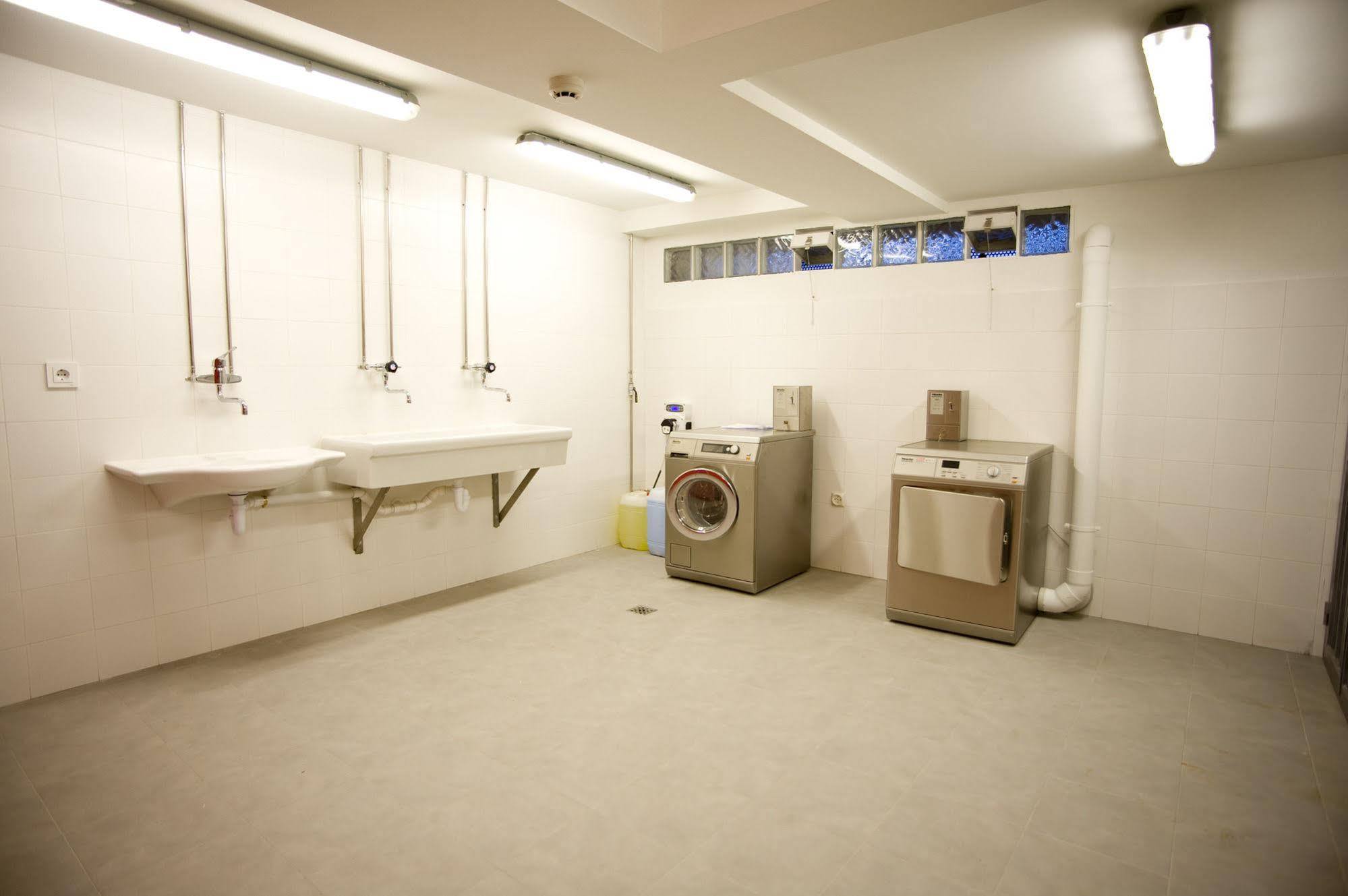 Bbk Bilbao Good Hostel Экстерьер фото