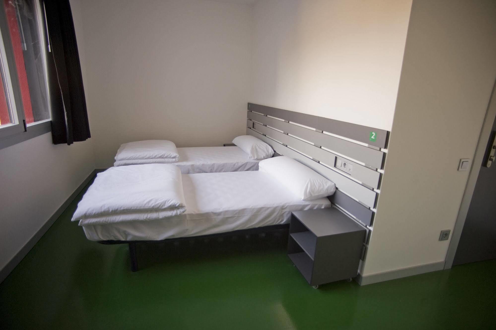 Bbk Bilbao Good Hostel Экстерьер фото
