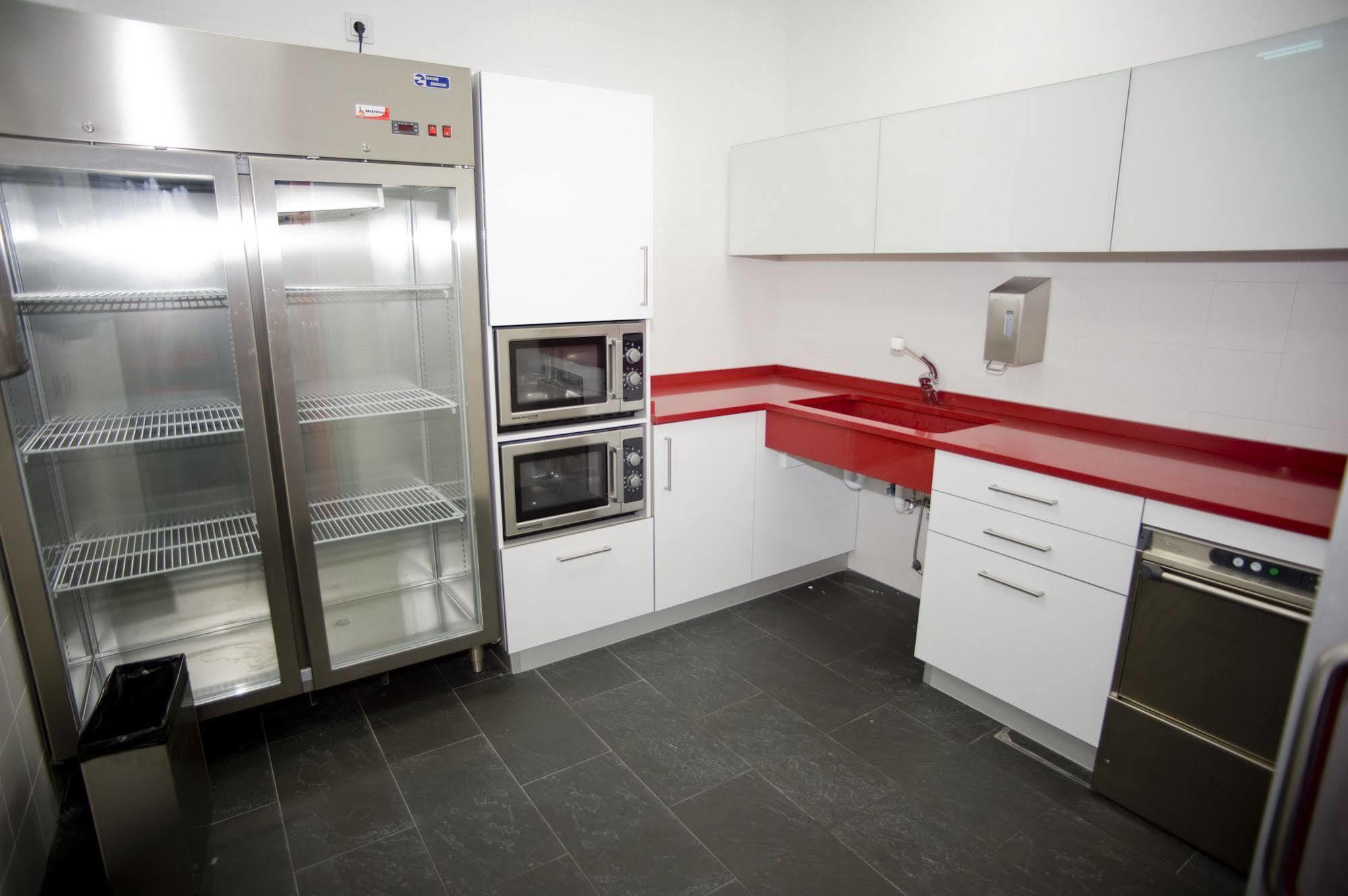 Bbk Bilbao Good Hostel Экстерьер фото